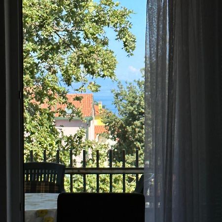 Apartmani Ana Malinska Exterior foto