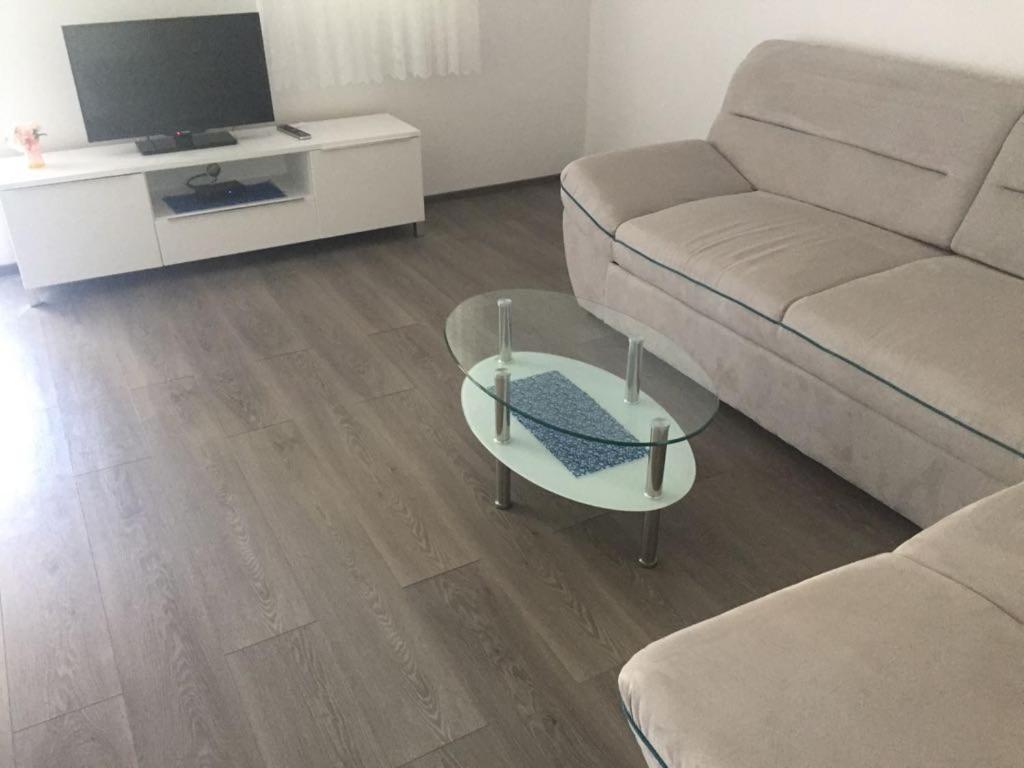 Apartmani Ana Malinska Exterior foto